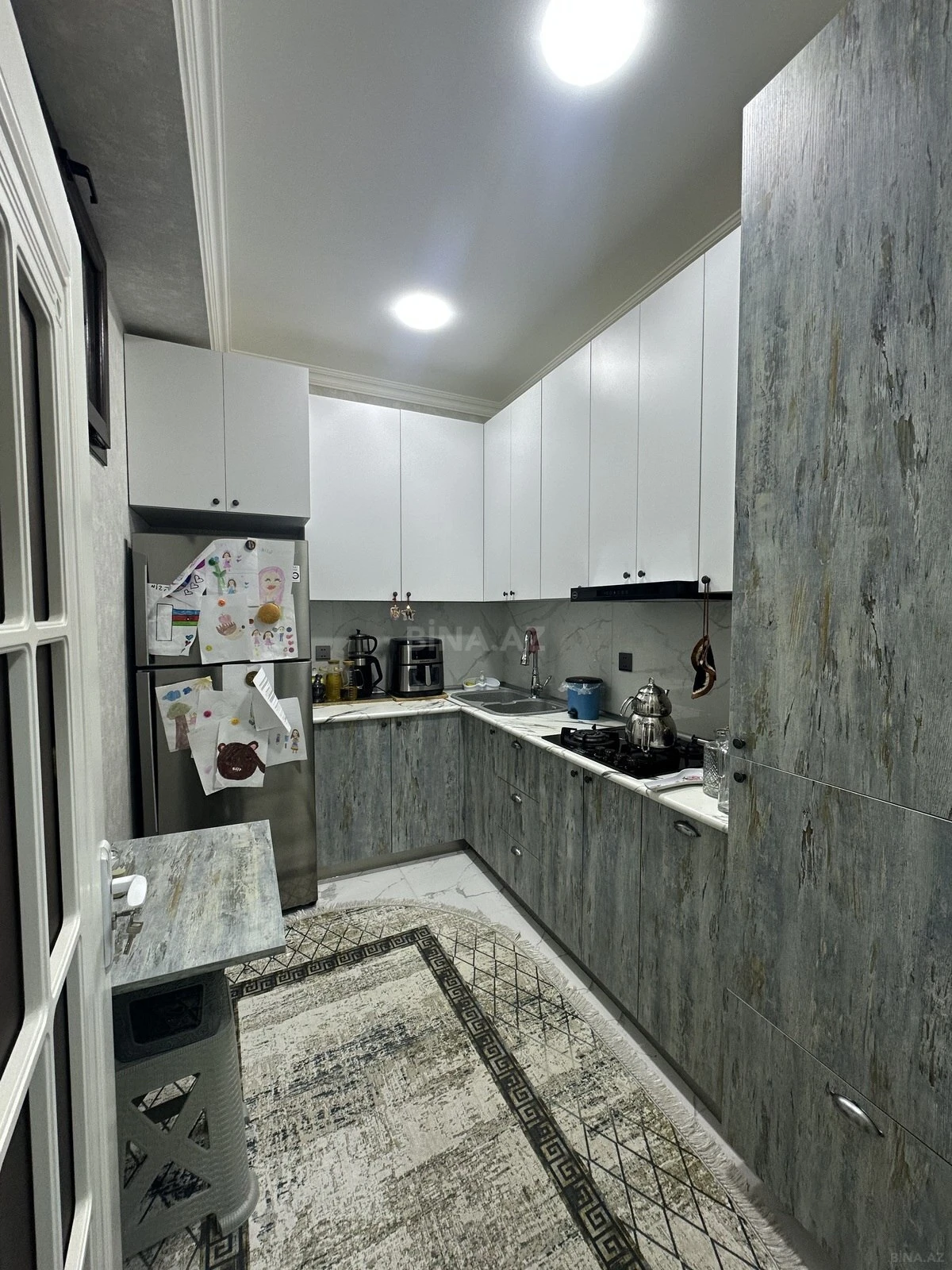 Satılır 3 otaqlı mənzil 67 m²