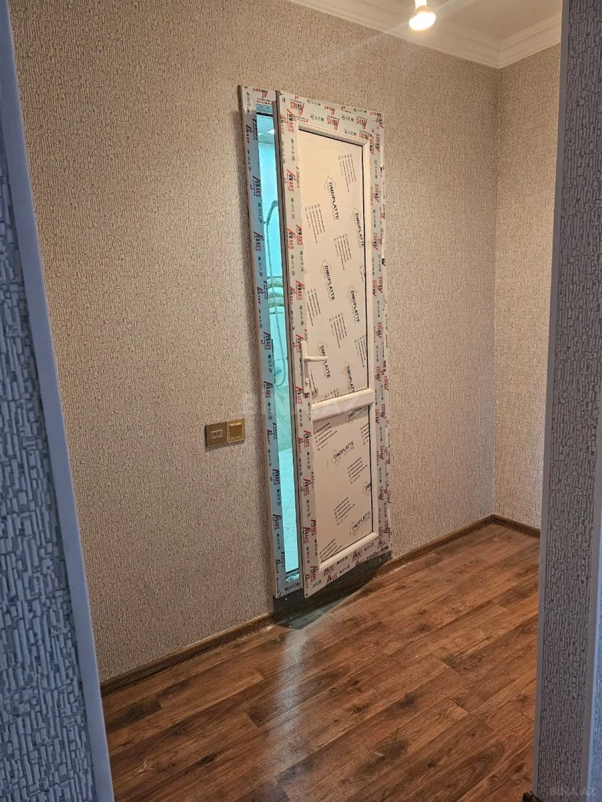 Satılır 3 otaqlı mənzil 90 m²