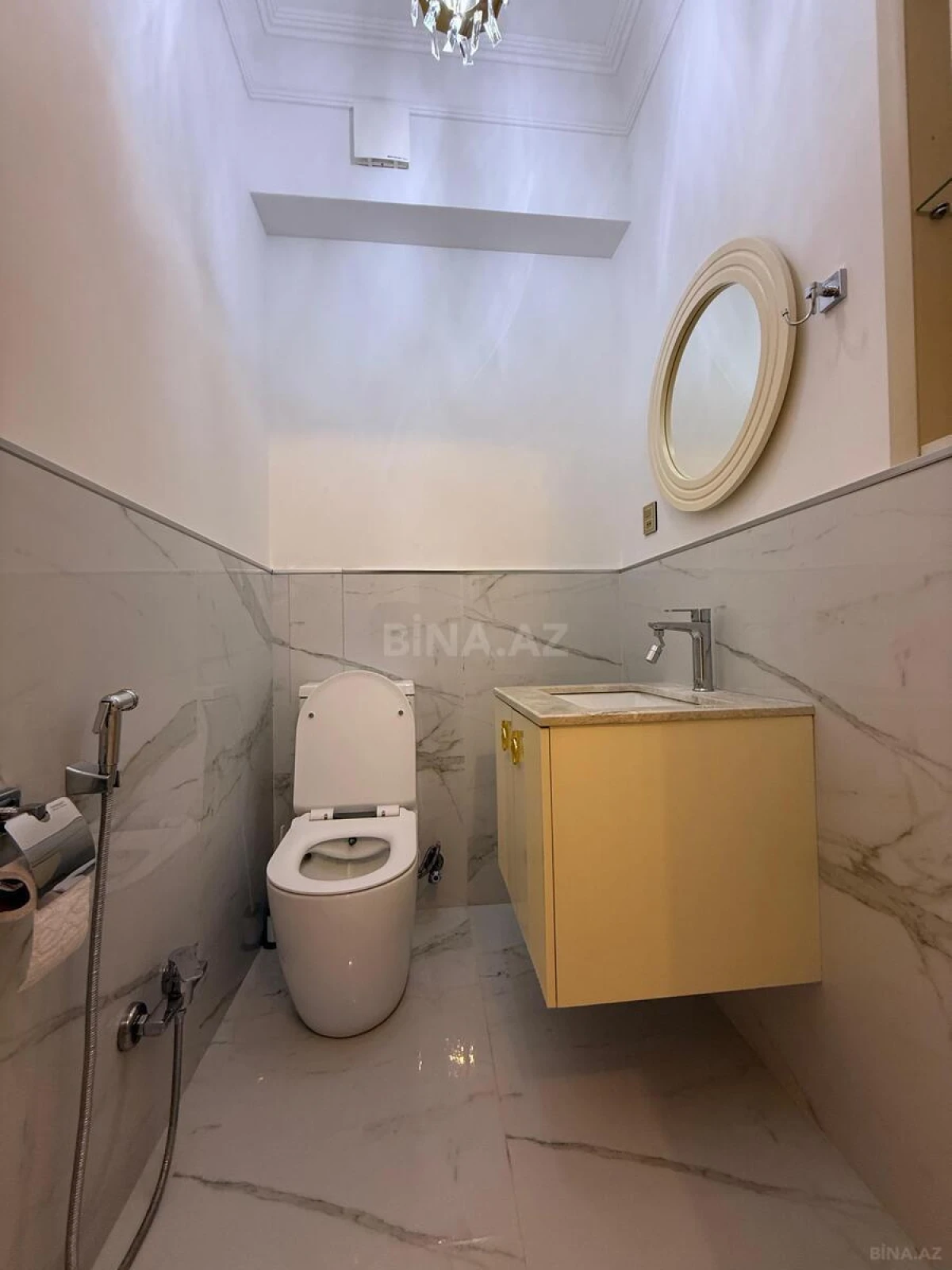Satılır 3 otaqlı mənzil 120 m²
