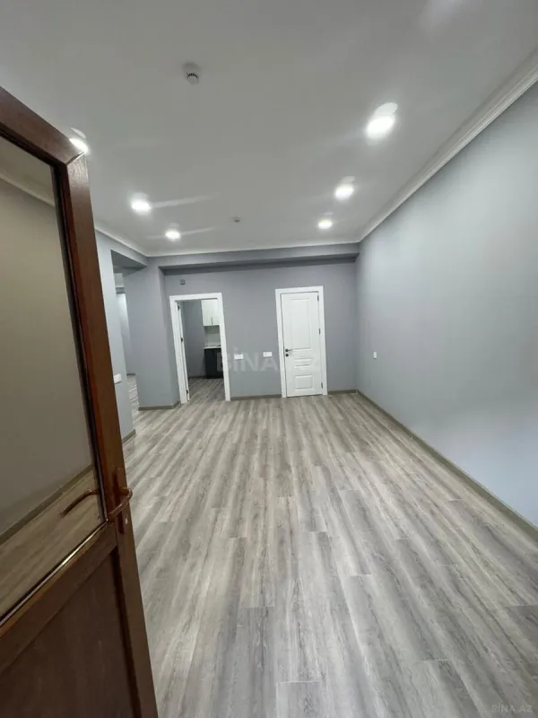 Satılır obyekt 100 m²