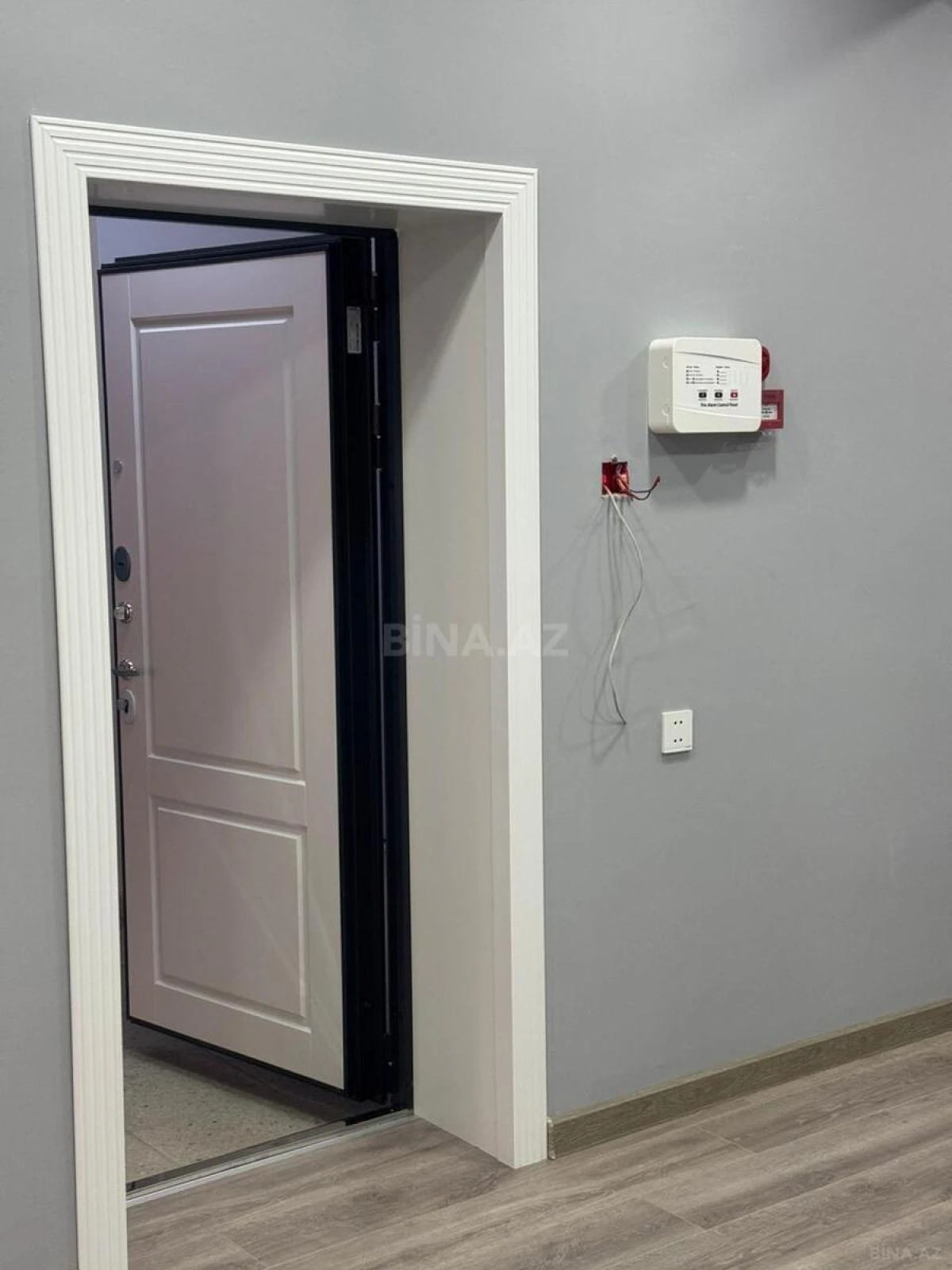 Satılır obyekt 100 m²