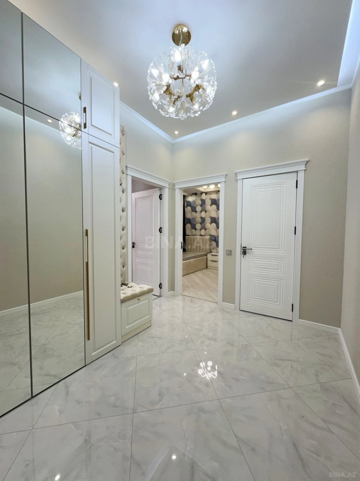 Satılır 3 otaqlı mənzil 68 m²