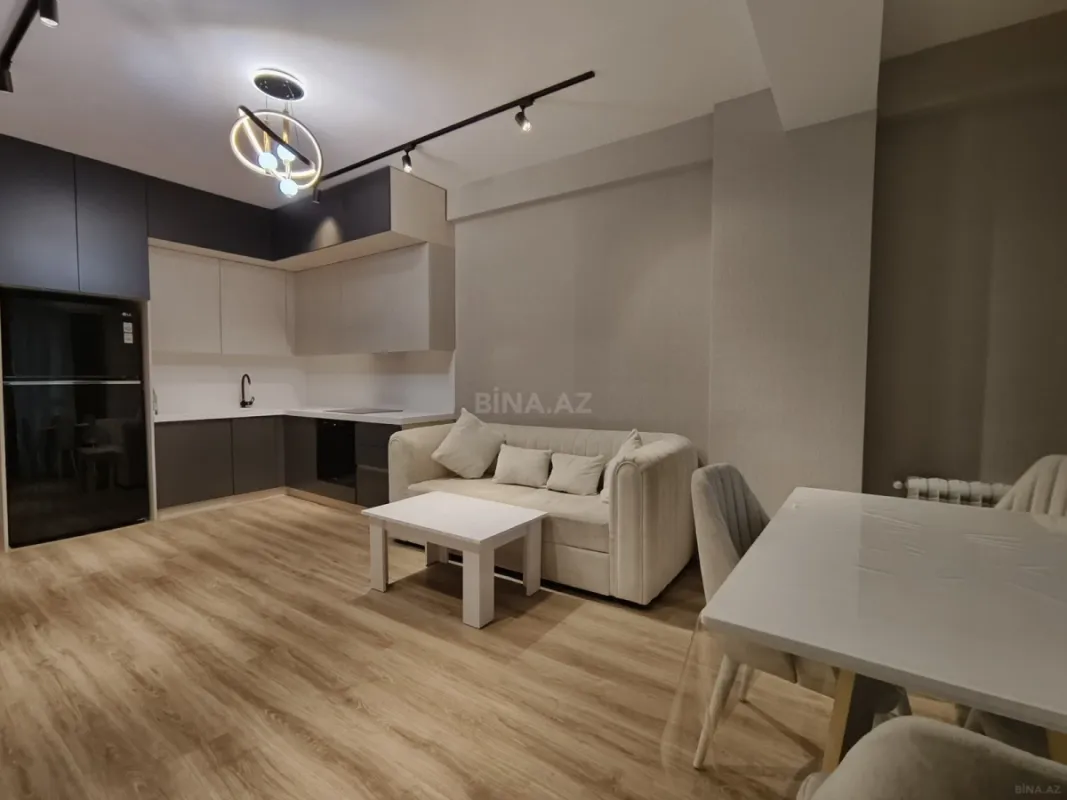 Kirayə verilir 2 otaqlı mənzil 65 m²