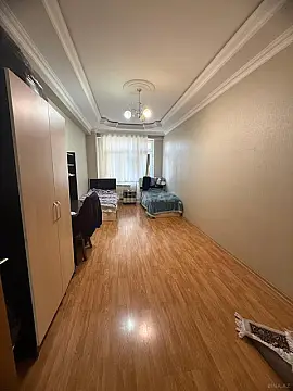 Satılır 3 otaqlı mənzil 170 m²