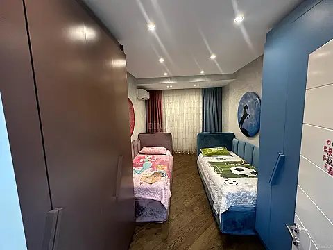 Satılır 3 otaqlı mənzil 90 m²