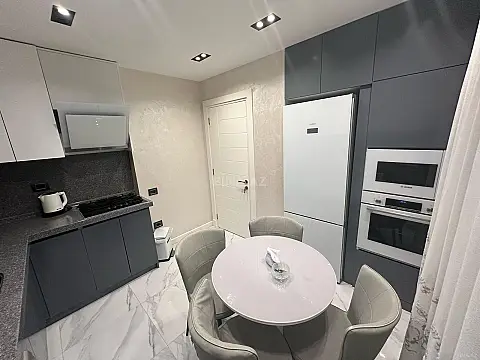 Satılır 3 otaqlı mənzil 90 m²