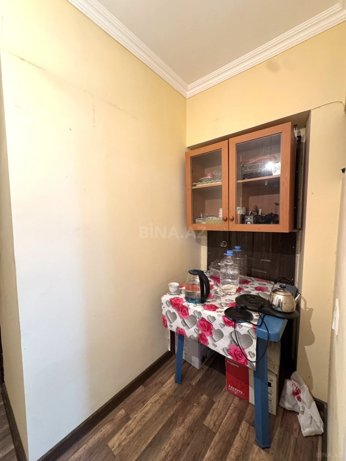 Kirayə verilir 3 otaqlı ofis 80 m²