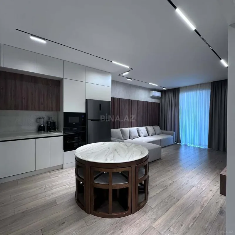 Kirayə verilir 2 otaqlı mənzil 75 m²