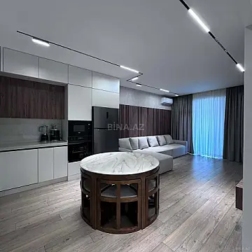 Kirayə verilir 2 otaqlı mənzil 75 m²