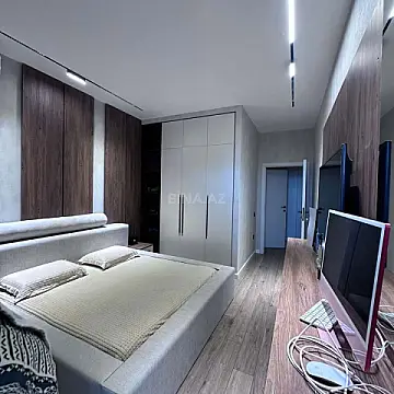 Kirayə verilir 2 otaqlı mənzil 75 m²
