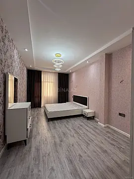 Satılır 2 otaqlı mənzil 80 m²