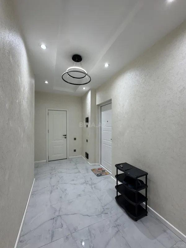 Satılır 2 otaqlı mənzil 80 m²