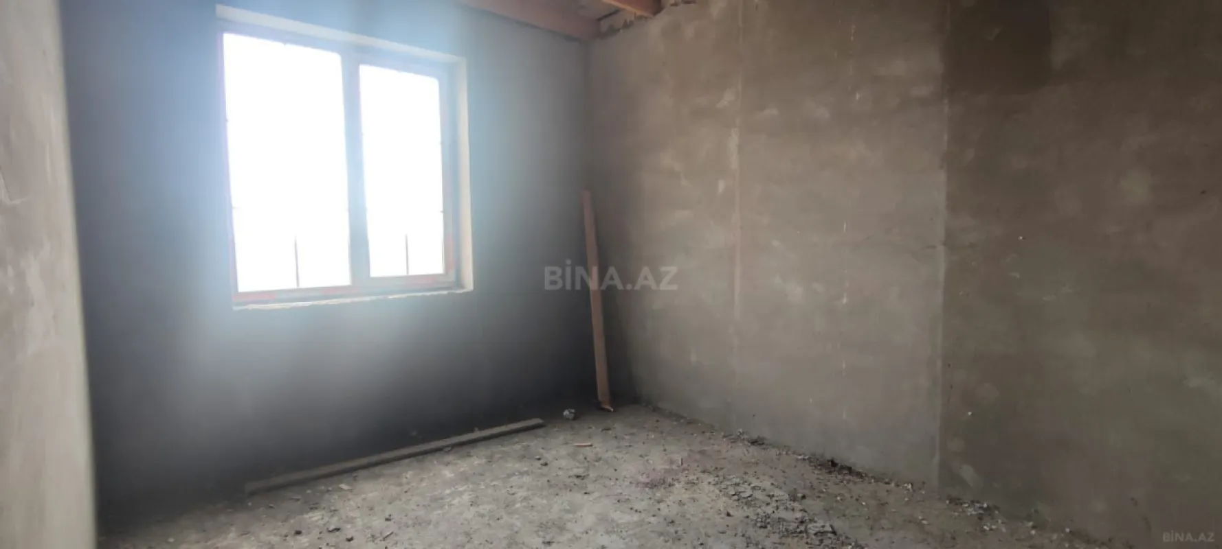 Satılır 6 otaqlı həyət evi 250 m²