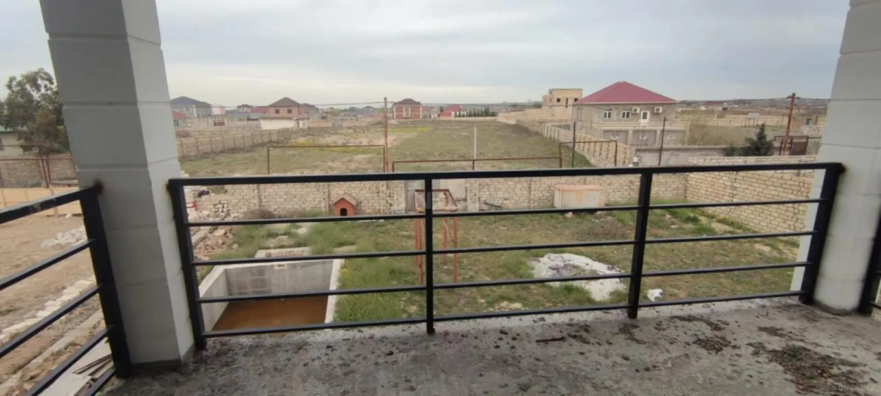 Satılır 6 otaqlı həyət evi 250 m²