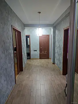 Satılır 3 otaqlı mənzil 125 m²