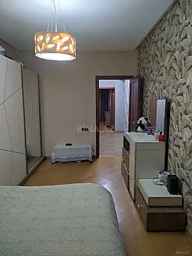 Satılır 3 otaqlı mənzil 125 m²