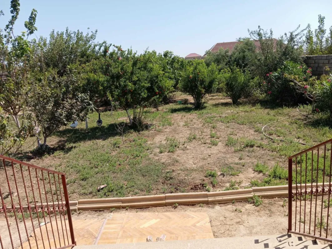 Satılır 4 otaqlı həyət evi 135 m²