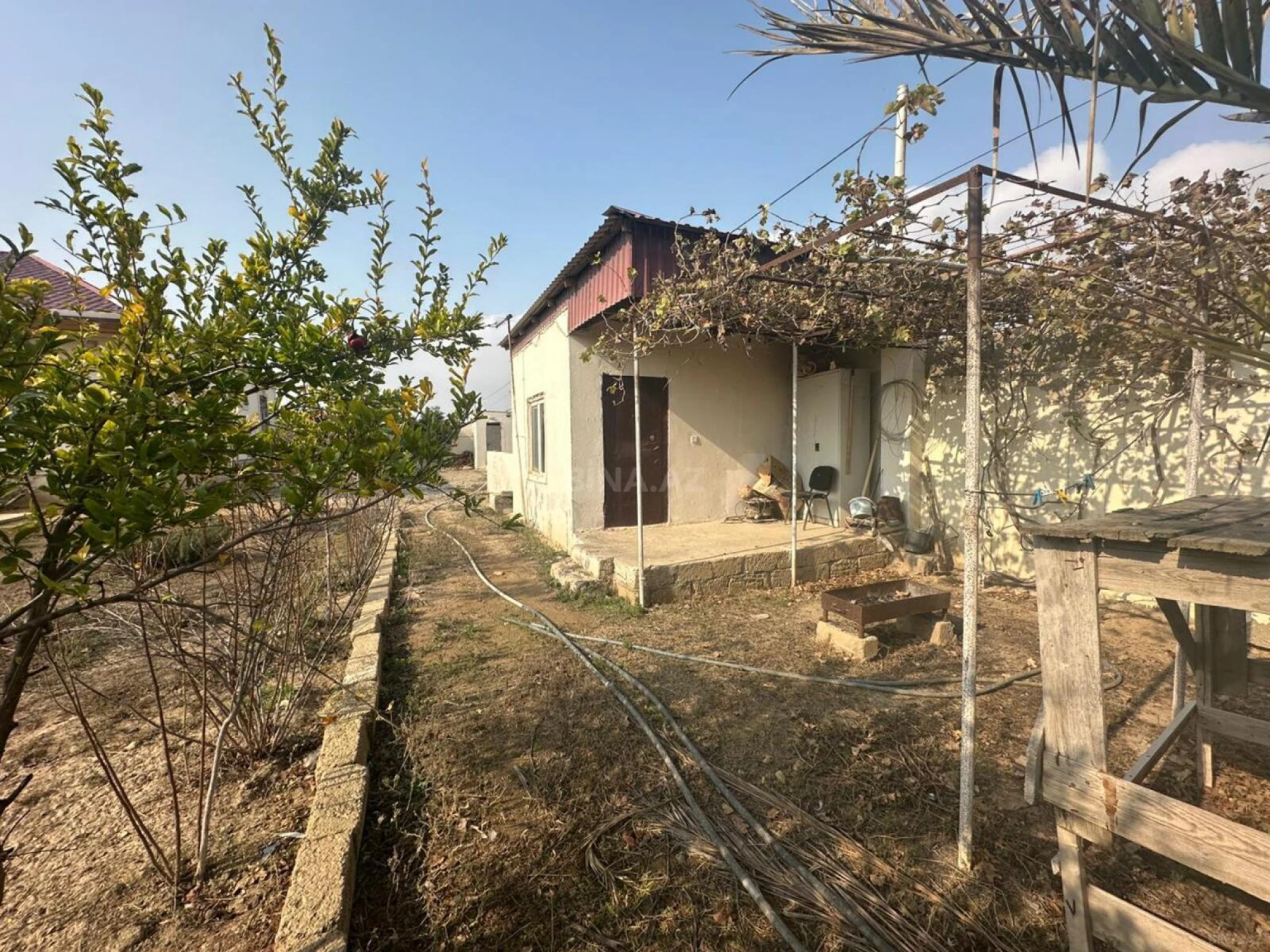 Satılır 4 otaqlı həyət evi 135 m²