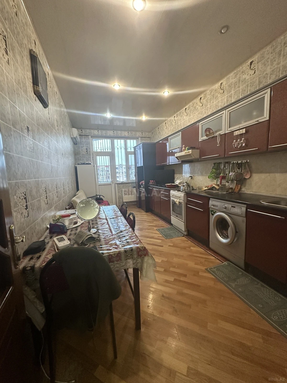Satılır 2 otaqlı mənzil 90 m²