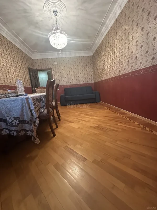 Satılır 2 otaqlı mənzil 90 m²