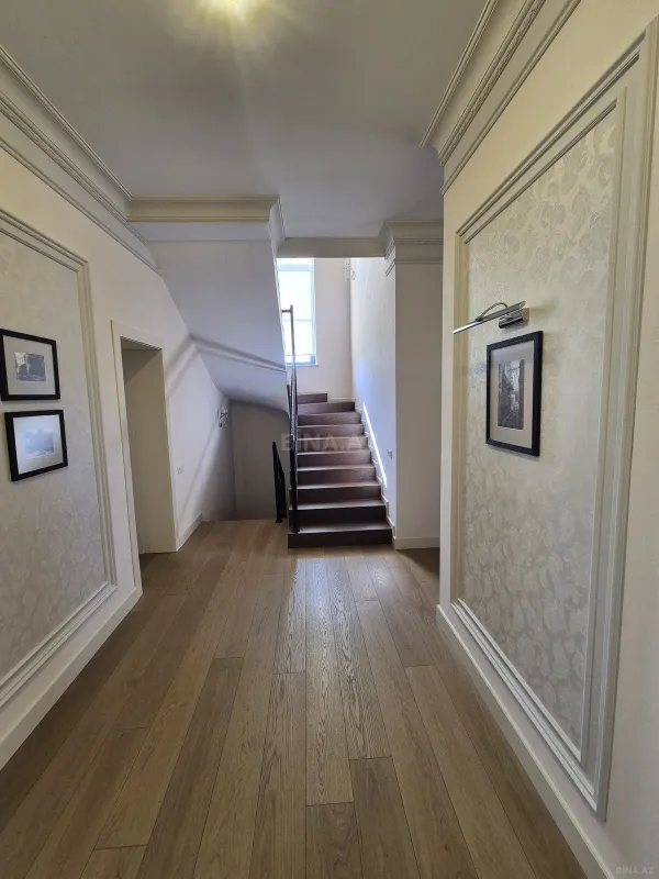 Satılır 6 otaqlı həyət evi 360 m²