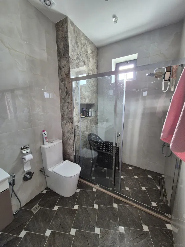 Satılır 6 otaqlı həyət evi 360 m²