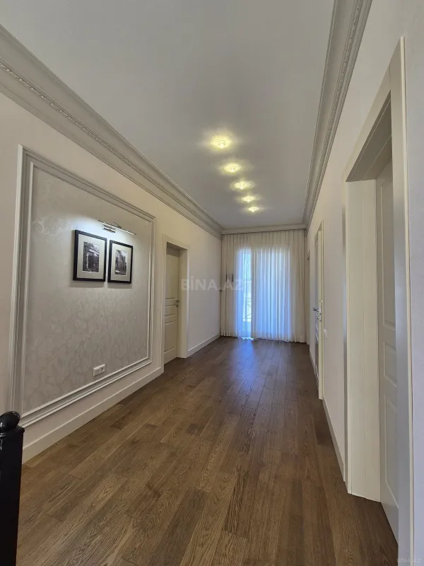 Satılır 6 otaqlı həyət evi 360 m²