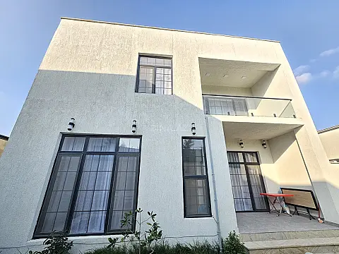 Satılır 5 otaqlı həyət evi 150 m²