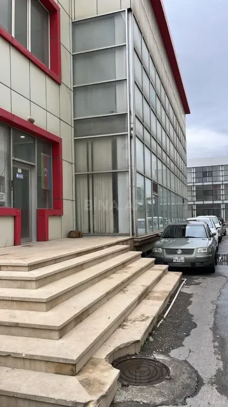 Kirayə verilir obyekt 1430 m²