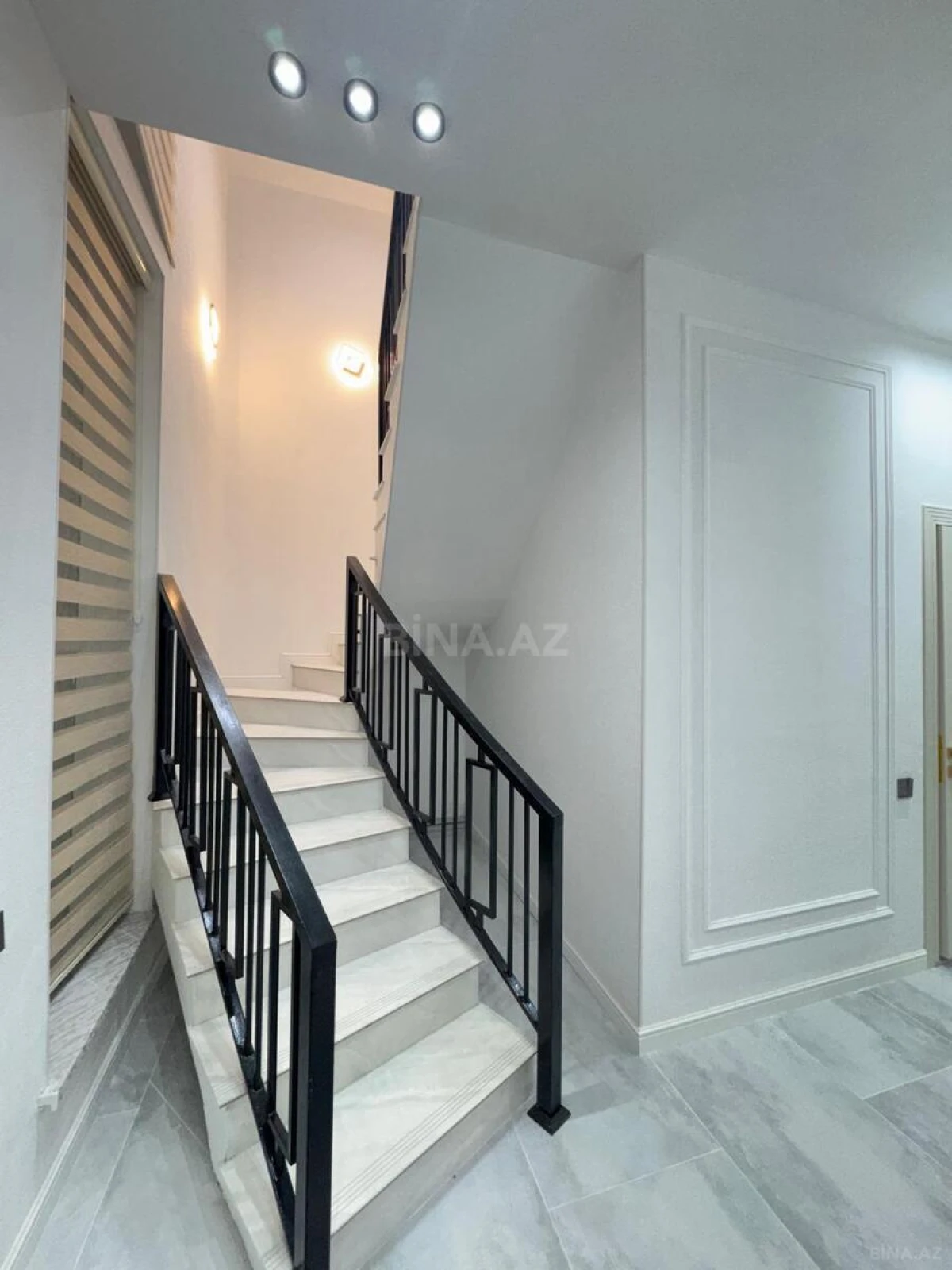 Satılır 5 otaqlı həyət evi 170 m²