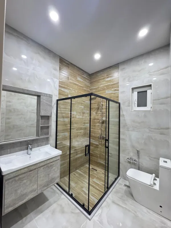 Satılır 5 otaqlı həyət evi 170 m²