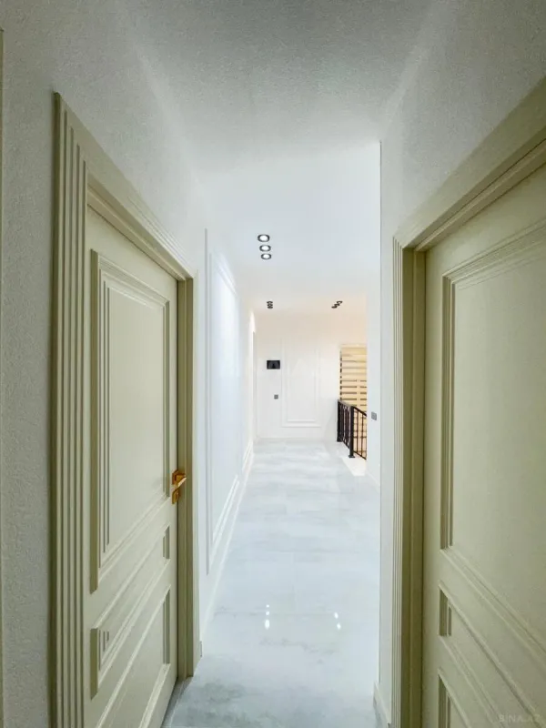 Satılır 5 otaqlı həyət evi 170 m²