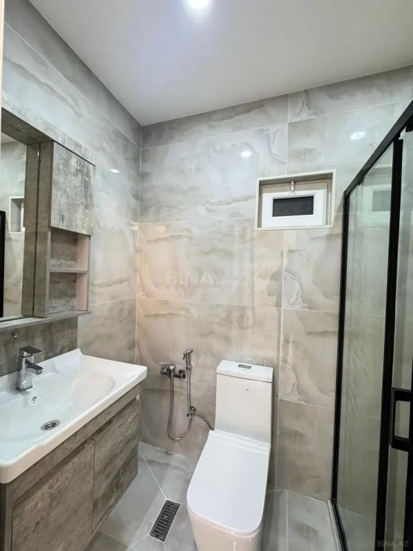 Satılır 5 otaqlı həyət evi 170 m²