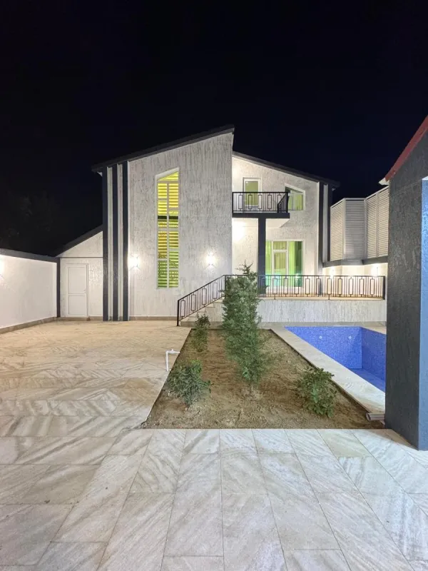 Satılır 5 otaqlı həyət evi 170 m²