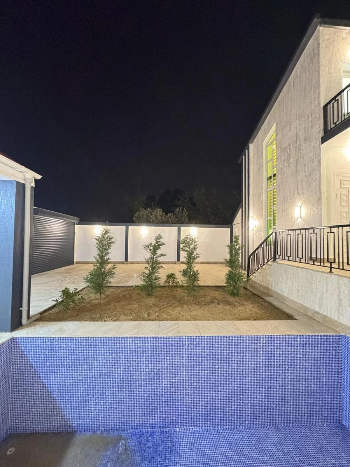 Satılır 5 otaqlı həyət evi 170 m²