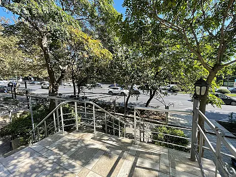 Kirayə verilir obyekt 100 m²