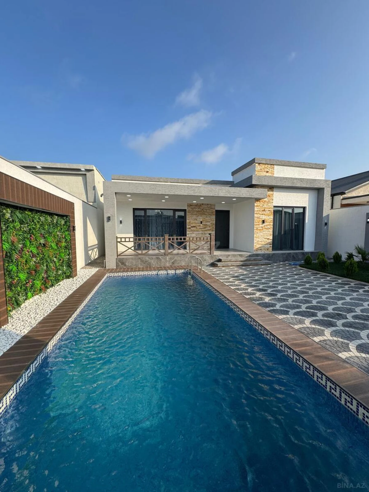 Satılır 4 otaqlı həyət evi 160 m²