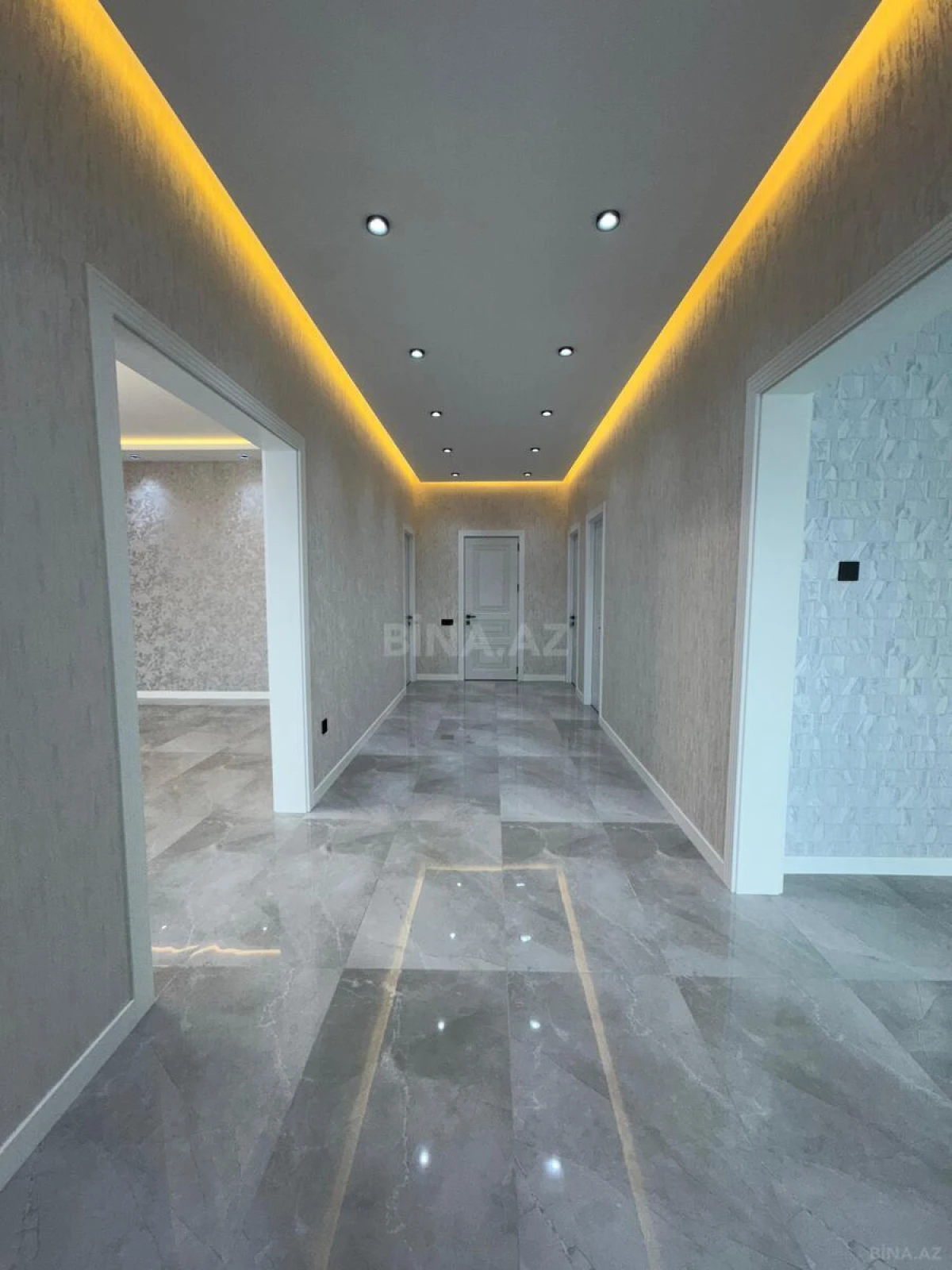 Satılır 4 otaqlı həyət evi 160 m²