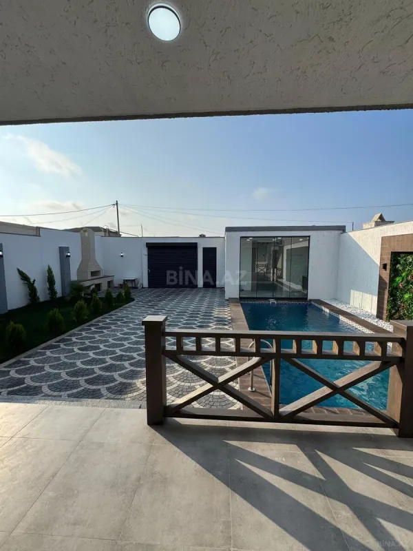 Satılır 4 otaqlı həyət evi 160 m²