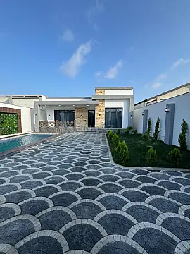 Satılır 4 otaqlı həyət evi 160 m²