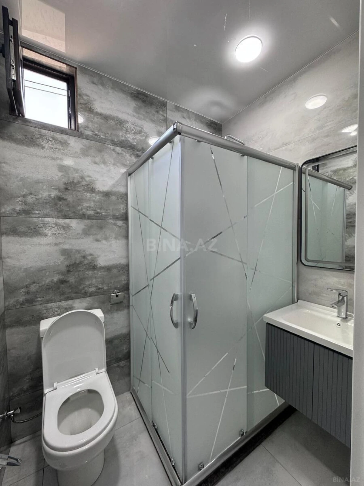 Satılır 4 otaqlı həyət evi 160 m²