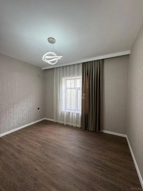 Satılır 4 otaqlı həyət evi 160 m²
