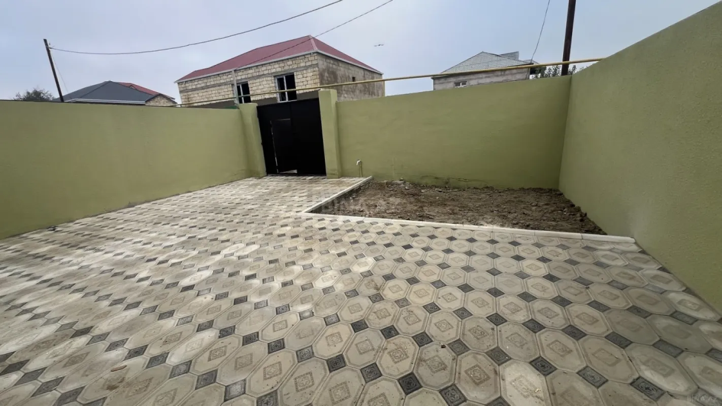 Satılır 4 otaqlı həyət evi 100 m²