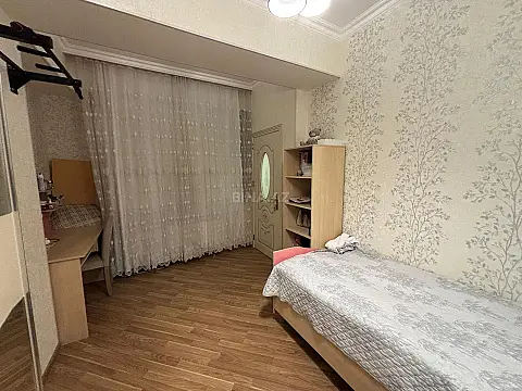 Satılır 3 otaqlı mənzil 100 m²