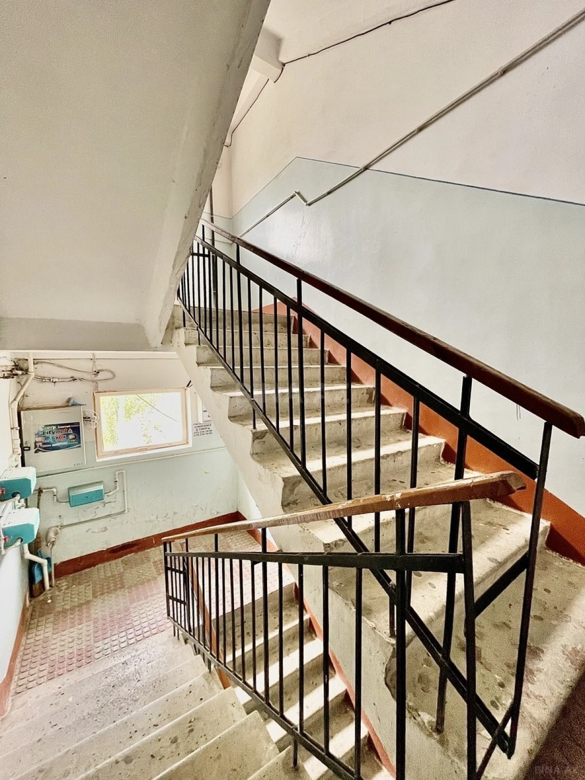 Satılır 3 otaqlı mənzil 115 m²