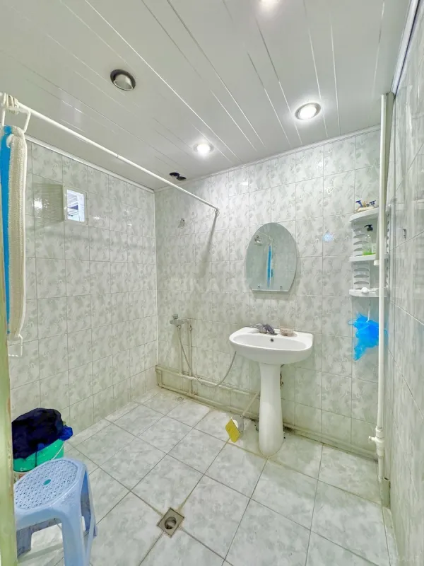 Satılır 3 otaqlı mənzil 115 m²