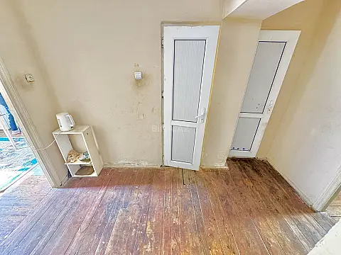 Satılır 3 otaqlı mənzil 115 m²