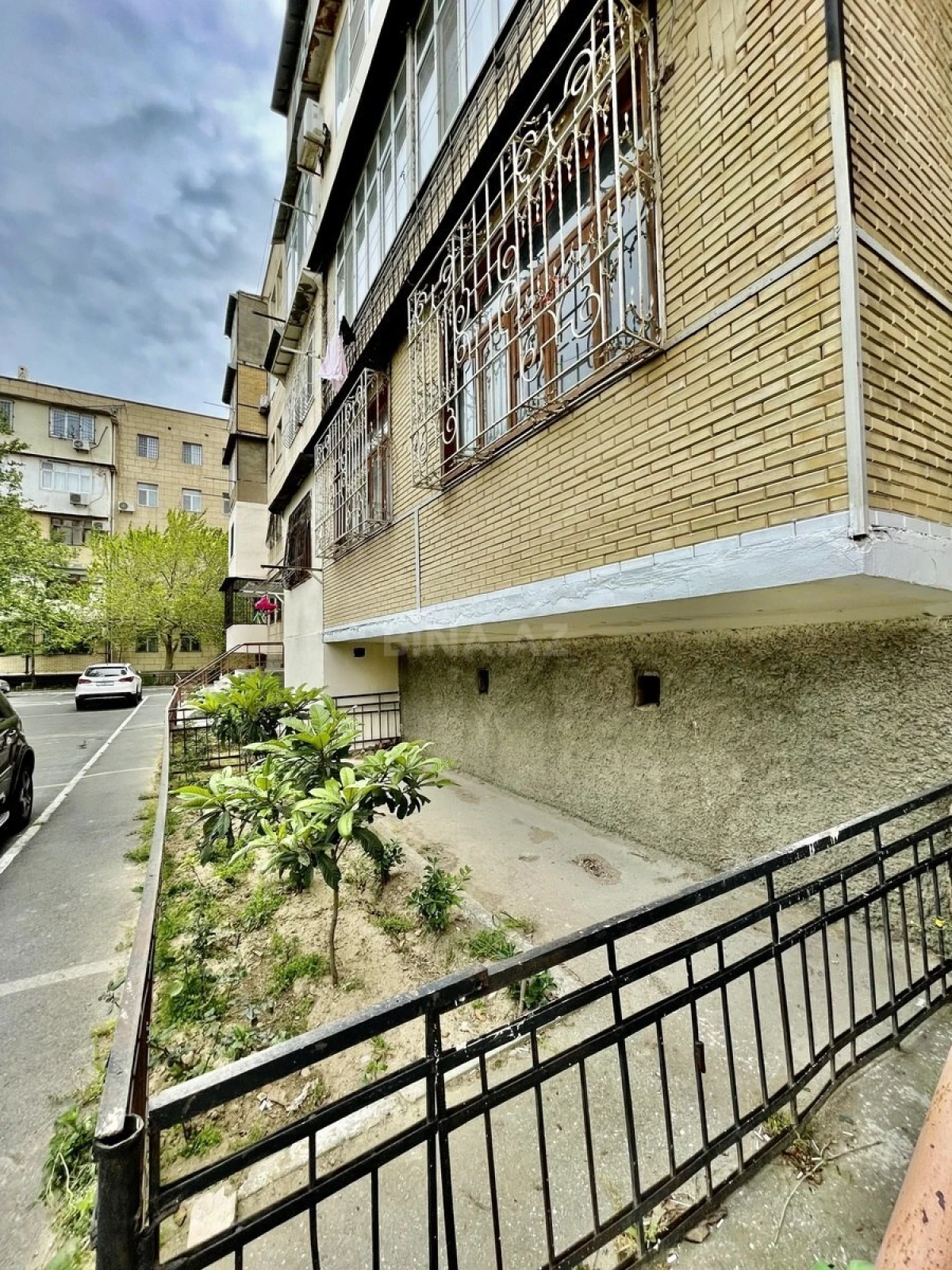 Satılır 3 otaqlı mənzil 115 m²