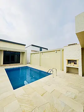 Satılır 4 otaqlı həyət evi 160 m²