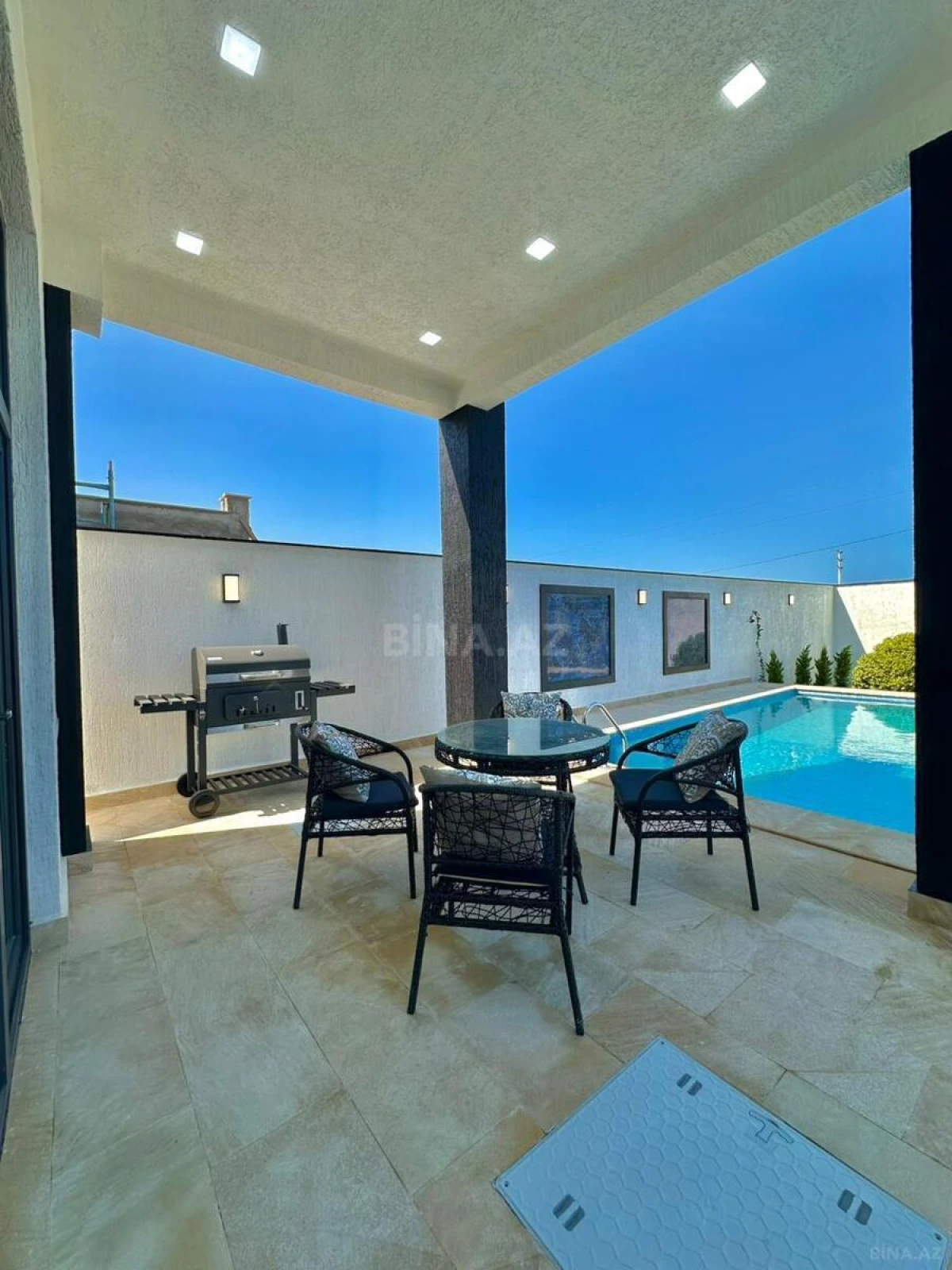 Satılır 4 otaqlı həyət evi 160 m²